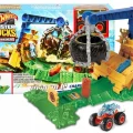 BUĞZ Hot Wheels Monster Trucks Arenada Rhinomite Mücadelesi Oyun Seti HTP18