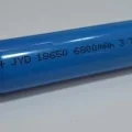 BUĞZ Jyd 6800 Mah 3.7 V 18650 Li-ıon Şarj Edilebilir Pil