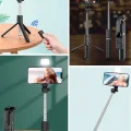  Kendiliğinden Işıklı Masaüstü Tripod Olabilen Telefon Tutuculu Kablosuz Kumandalı Selfie Çubuğu