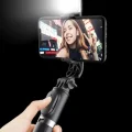  Kendiliğinden Işıklı Masaüstü Tripod Olabilen Telefon Tutuculu Kablosuz Kumandalı Selfie Çubuğu