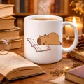 BUĞZ Kitap Okuyan Kapibara Tasarımlı Porselen Kupa MODEL 99 – Sıcacık Kahve Keyfi İçin Sevimli Tasarım