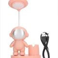  LED Astronot Masa Lambası Ve Kalemlik