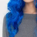  Mavi Renk Uzun Dalgalı Parti Peruğu