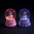 BUĞZ Mini Işıklı Sevimli Kız Kar Küresi