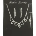 BUĞZ Oval Taşlı Set Kolye