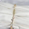 BUĞZ Pirinç Gold Renk Çiçek Sarmaşık Model Kadın Bileklik