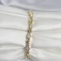 BUĞZ Pirinç Gold Renk Petek Model Zirkon Taşlı Kadın Bileklik - BUĞZ