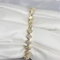 BUĞZ Pirinç Gold Renk Yonca Model Sıralı Zirkon Taşlı Kadın Bileklik