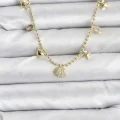 BUĞZ Pirinç Gold Renk Zirkon Taşlı Deniz Kabuğu Model Kadın Kolye