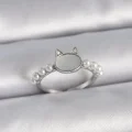 BUĞZ Pirinç Gümüş Renk Ayarlanabilir Beyaz Mineli Kedi Model İnci Detay Kadın Yüzük