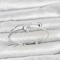 BUĞZ Pirinç Gümüş Renk Kalp Model Zirkon Taşlı Kadın Bileklik
