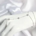 BUĞZ Pirinç Gümüş Renk Yonca Model Kadın Şahmeran