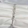 BUĞZ Pirinç Gümüş Renk Zirkon Taşlı Yıldız Model Kadın Bileklik