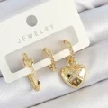 BUĞZ Pirinç Zirkon Taşlı Kalp Model Gold Renk 3lü Çift Kadın Küpe Set