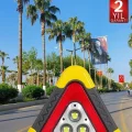 BUĞZ Reflektör Güneş Panelli Solarlı Şarjlı Üçgen Işıklı Trafik Reflektör Fener