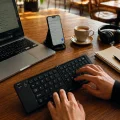 BUĞZ Taşınabilir Katlanabilir Bluetooth Klavye iOS Android Windows Uyumlu