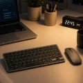 BUĞZ Telefon Tablet ve Bilgisayar Uyumlu Kablosuz Klavye Mouse Kombini