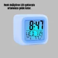 BUĞZ Termometre ve Takvim Özellikli 7 Renk Değiştiren Küp Alarm Saati - BUĞZ