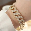 BUĞZ Vip Seri Pirinç Ortası Zirkon Taşlı Gold Renk Gurmet Bileklik