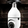 BUĞZ Wifi Kamera Duylu Ampul Görünümlü 360 Derece Dönebilen Ev Kamerası - BUĞZ