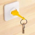 BUĞZ Yapışkanlı Priz Görünümlü Kapı Duvar Tipi Anahtarlık Askılık Bx40