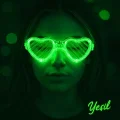 BUĞZ Yeşil LED Işıklı Kalp Gözlük – 3 Modlu Parti & Glow Gözlüğü