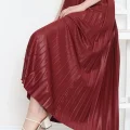 BUĞZ Zarif ve Modern Pileli Parlak Krep Gizli Lastikli Bordo Etek ( BUĞZ )