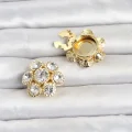 BUĞZ Zirkon Taşlı Çiçek Model Düğme veya Manşet Broşu