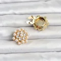 BUĞZ Zirkon Taşlı ve İncili Model Düğme veya Manşet Broşu