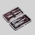Dayanıklı Çelik Aletlerden Oluşan Kişisel Bakım Seti