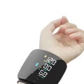 Dijital Bilekten Tansiyon Aleti – Otomatik Ölçüm, Renkli LCD Ekran, Taşınabilir ve Kolay Kullanım