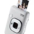 Genel Ürün Instax Mini LiPlay Hybrid Stone White Fotoğraf Makinesi Çantalı ve 20li Filmli Seti 1