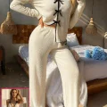 Kadın Beyaz Fiyonklu İç Çamaşırı ve Uzun Kollu V Yaka Pijama Takımı 4lü Set