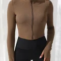 Kadın Kahverengi Uzun Kol Fermuarlı Parmak Geçme Detaylı Dik Yaka Crop Top Bluz
