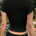 Kadın Siyah Göğsü ve Kolları Dantelli Fiyonklu Kısa Kol Crop Top Bluz