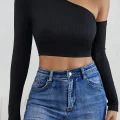 Kadın Siyah Tek Omuz Detaylı Uzun Kol Crop Top Bluz