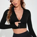 Kadın Siyah Uzun Kol Fermuarlı Parmak Geçme Detaylı Dik Yaka Crop Top Bluz