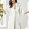 Pierre Cardin 4045 Kadife Saten Dantelli Gecelik ve Sabahlık Takımı