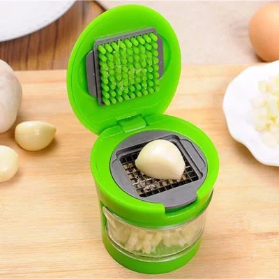  2 Farklı Bıçaklı Hazneli Kapaklı Pratik Sarımsak Soğan Rendesi