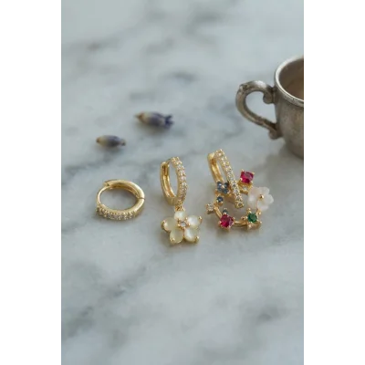 BUĞZ 3 lü Set Gold Renk Çiçek Model Küpe