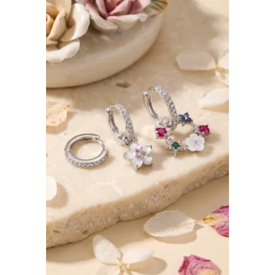 BUĞZ 3 lü Set Gümüş Renk Çiçek Model Küpe
