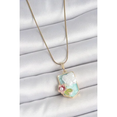 BUĞZ 316L Çelik Gold Renk Zincir Mavi Mineli İncili Çiçek İşlemeli Portre Model Kadın Kolye