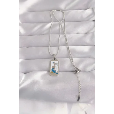 BUĞZ 316L Çelik Gümüş Renk Beyaz Mineli Kız Figür Tarot Kolye - Lisinya