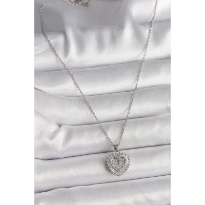 BUĞZ 316L Çelik Gümüş Renk Zincir Zirkon Taşlı Kalp Model Kadın Kolye - BUĞZ