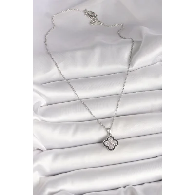 BUĞZ 316L Çelik Gümüş Renk Zincir Zirkon Taşlı Yonca Model Kadın Kolye - Lisinya