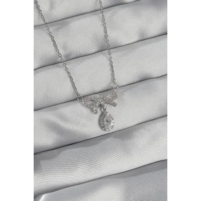 BUĞZ 316L Çelik Gümüş Renk Zirkon Taşlı Fiyonk Detay Damla Kolye