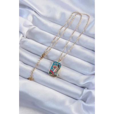 BUĞZ 316L Çelik Zincir Altın Renk Taç ve Kız Figürlü Renkli Mineli Tarot Kolye - Lisinya