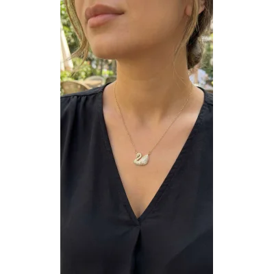 BUĞZ 316L Çelik Zincir Altın Renk Zirkon Taşlı Kuğu Kolye - BUĞZ