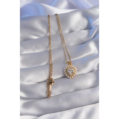 BUĞZ 316L Çelik Zincir Gold Renk İncili Zirkon Taşlı Kalp Tasarımlı Kolye - Lisinya