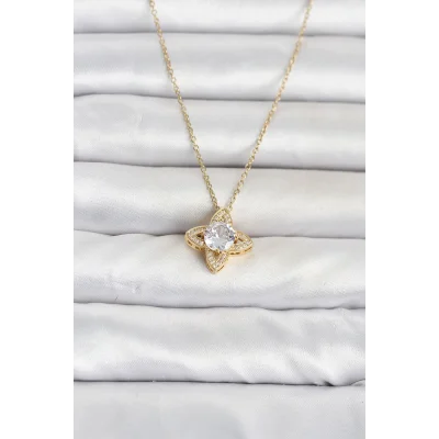 BUĞZ 316L Çelik Zincir Gold Renk Yonca Model Kadın Kolye